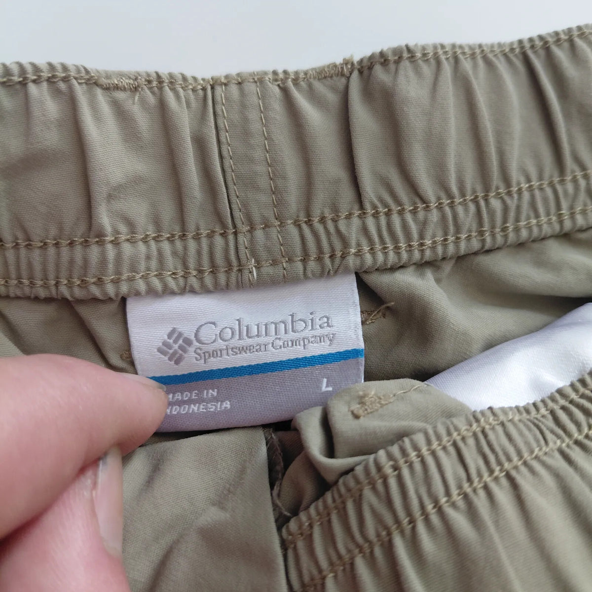 Columbia Cargo Shorts L Khaki Nylon Outdoor