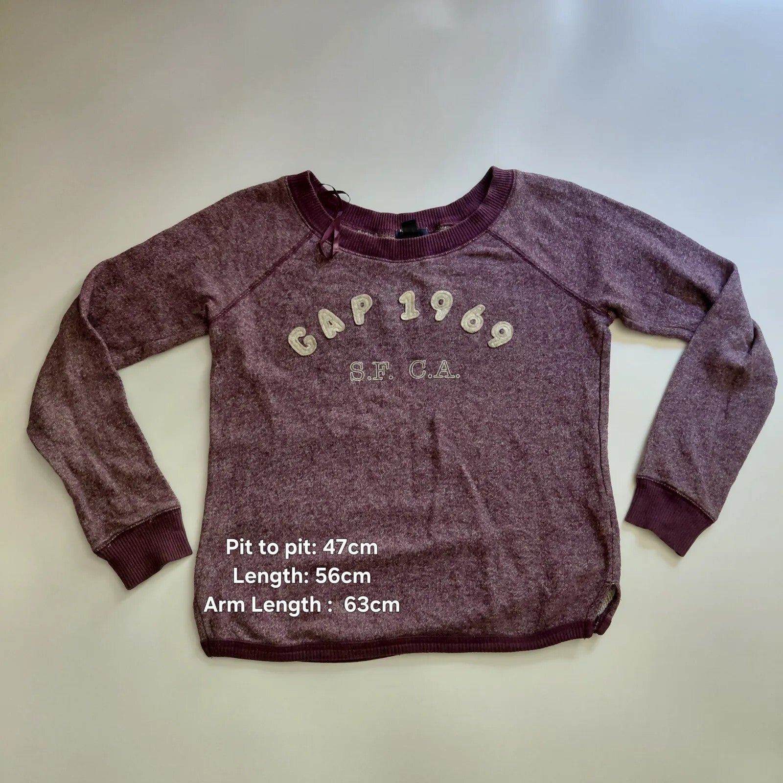 Gap 1969 Crewneck Sweatshirt Small Berry Logo Embroidered Vintage 1969