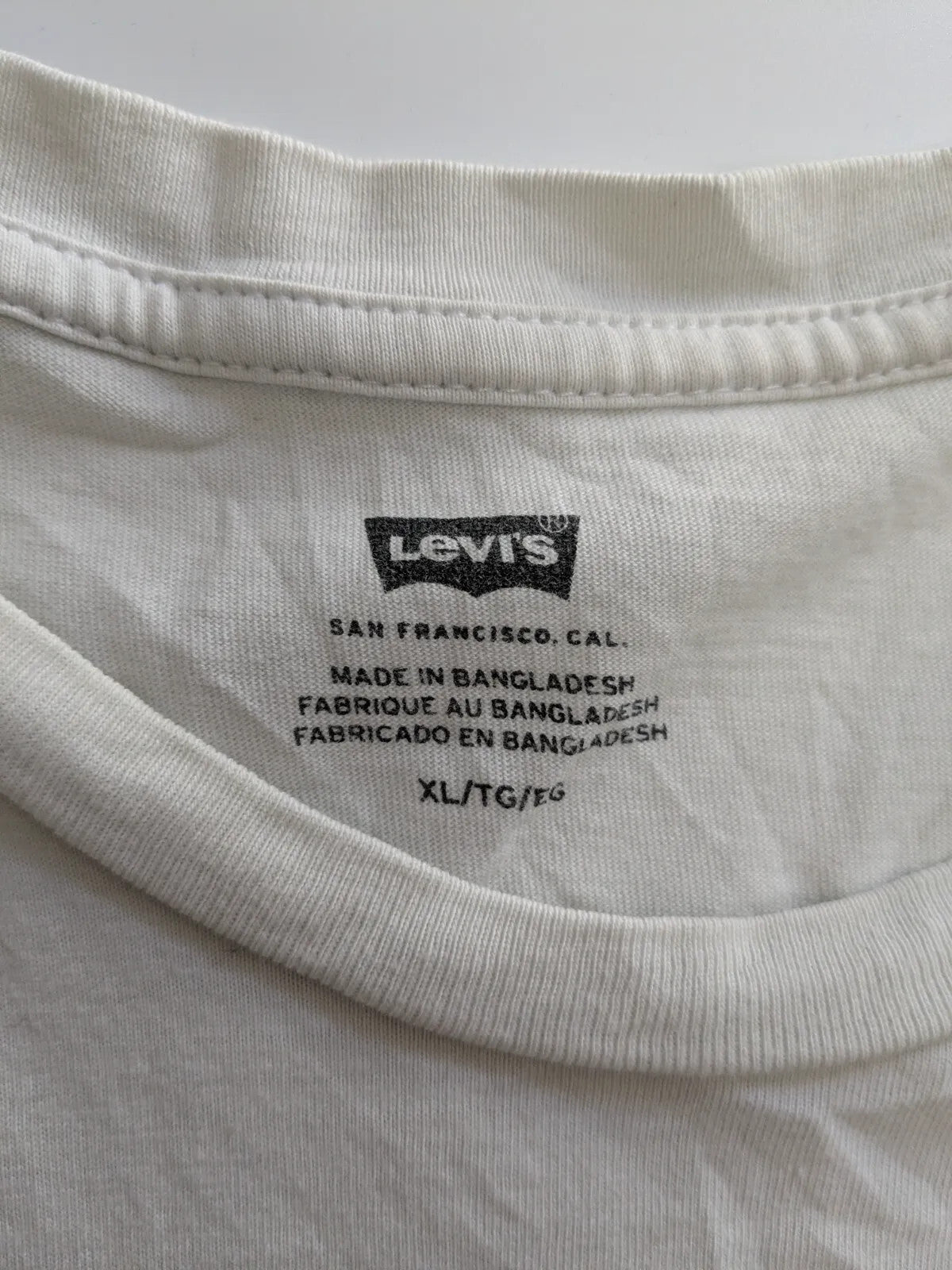 Levis T Shirt XL White Cotton Jersey Logo Print Graphic Short Sleeve Pullover