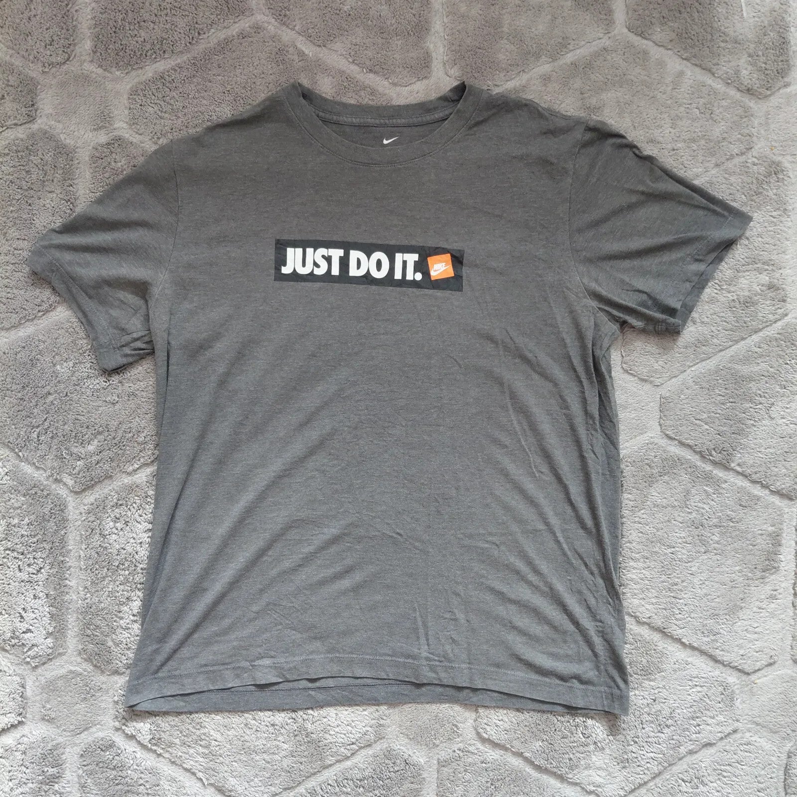 Nike Crew Neck T Shirt Mens Large Grey Just Do It Graphic Logo Short Sleeve