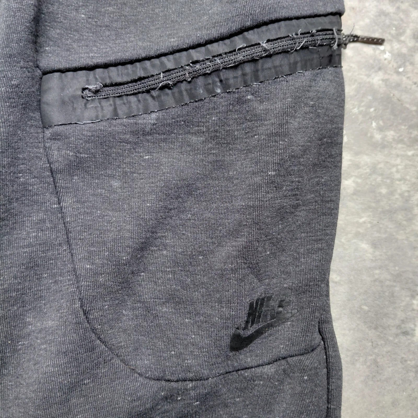 Nike Joggers Mens Charcoal Cotton Fleece Logo Cargo Sweatpants Pullover