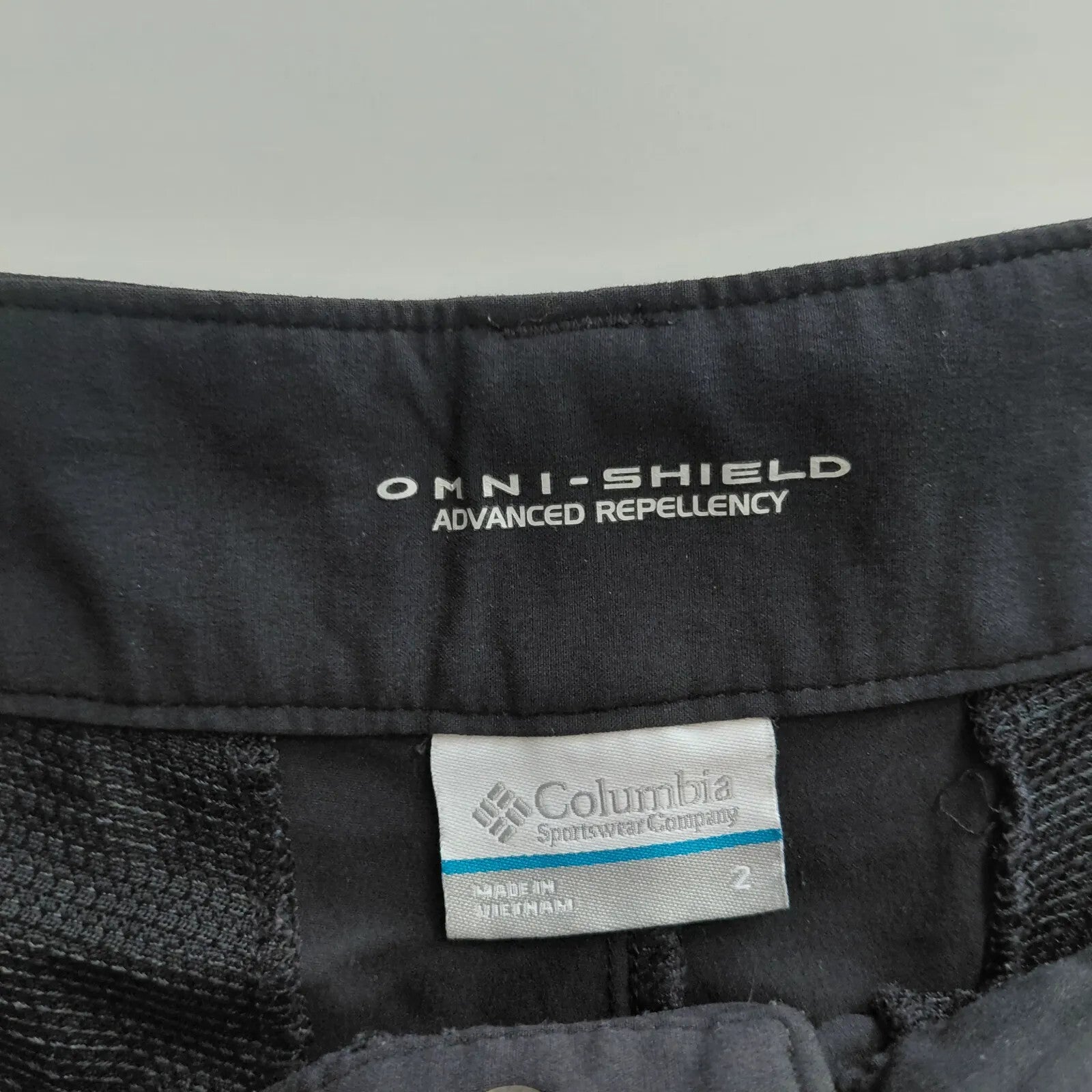 Columbia Omni Shield Shorts Womens UK2 Black Water Repellent Outdoor Hiking