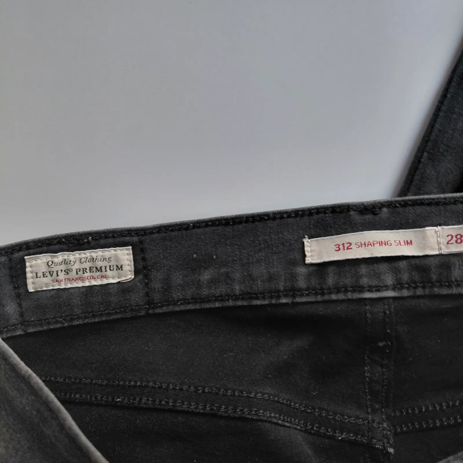 Levis 312 Shaping Slim Jeans Womens UK28 Black Denim Slim Straight Shaping