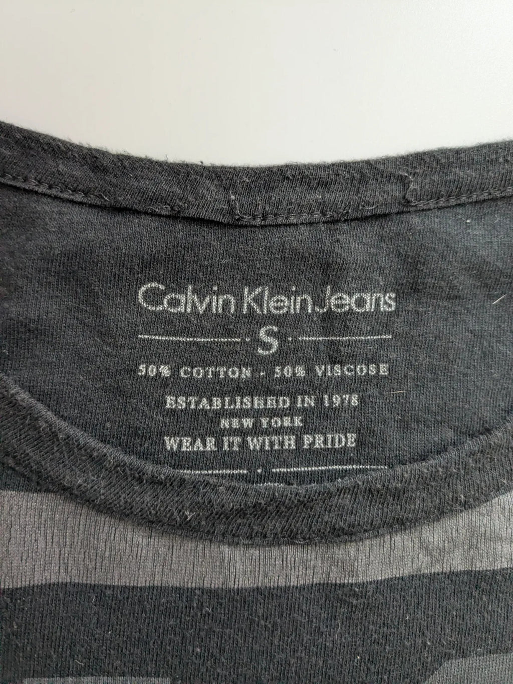 Calvin Klein Jeans Crew Neck T-Shirt Small Black Cotton Viscose CKJ Logo Print