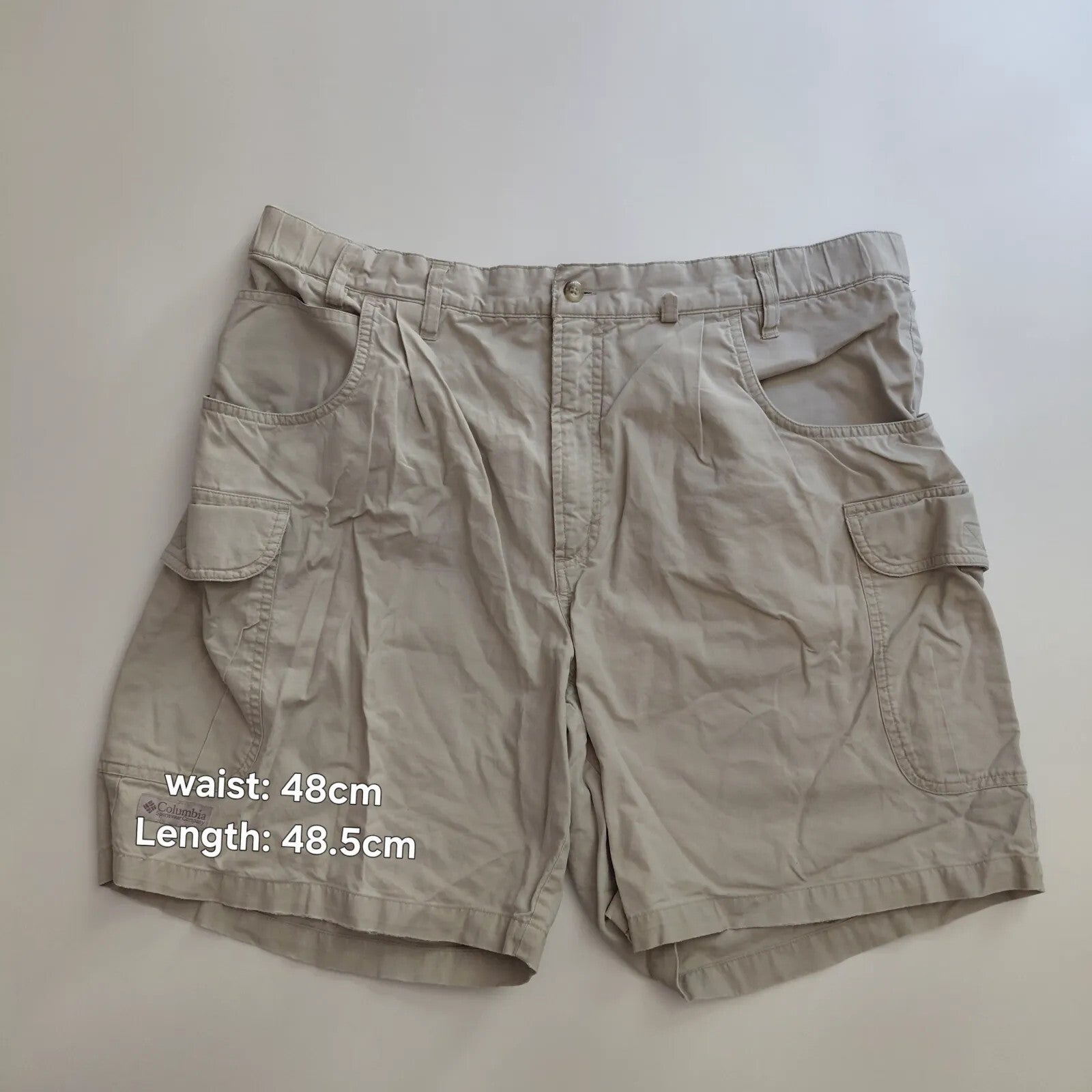Columbia Cargo Shorts Mens Beige Button Fly Cargo Utility Outdoor
