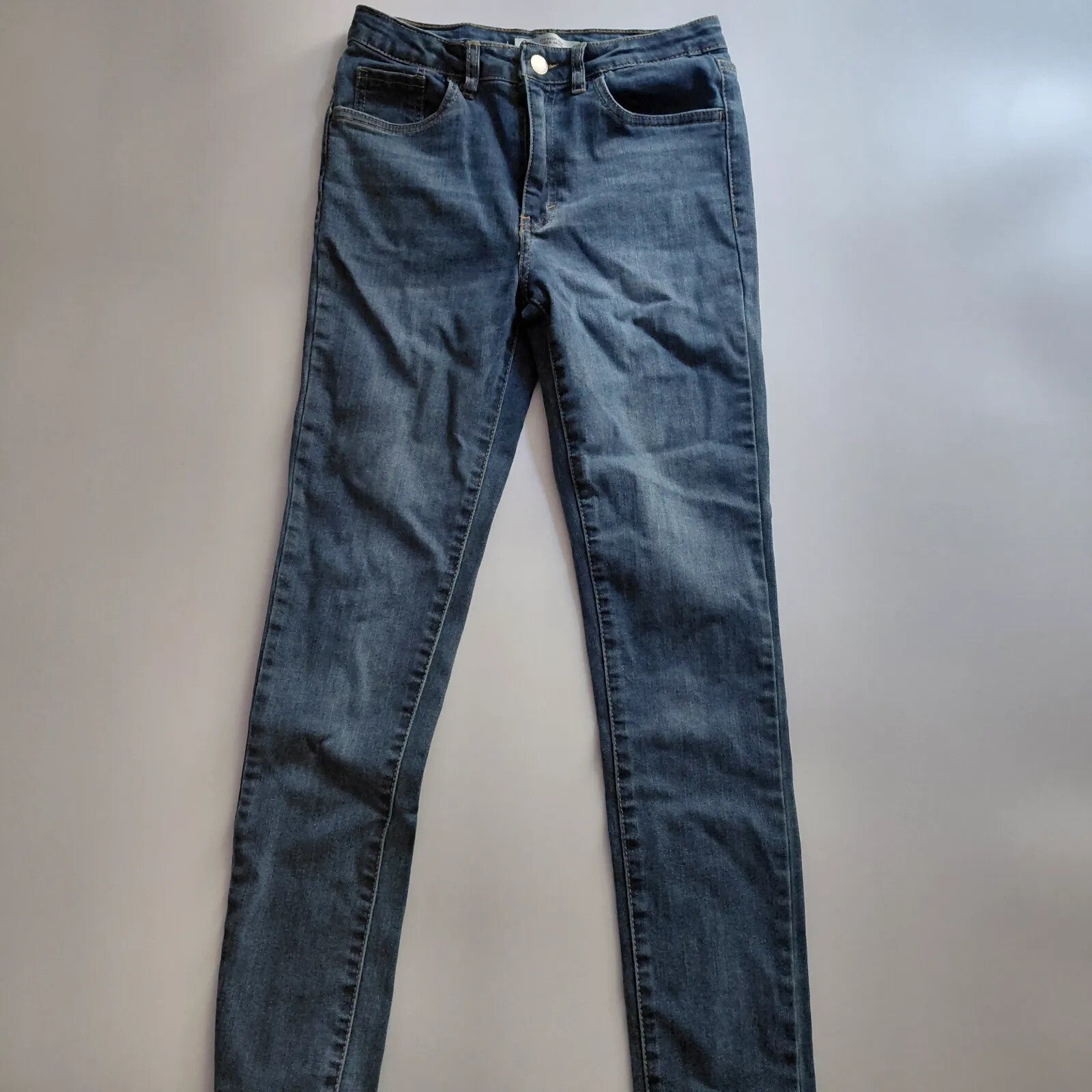 Levis 720 High Rise Super Skinny Jeans 14A Mid Blue Wash Denim Button Fly