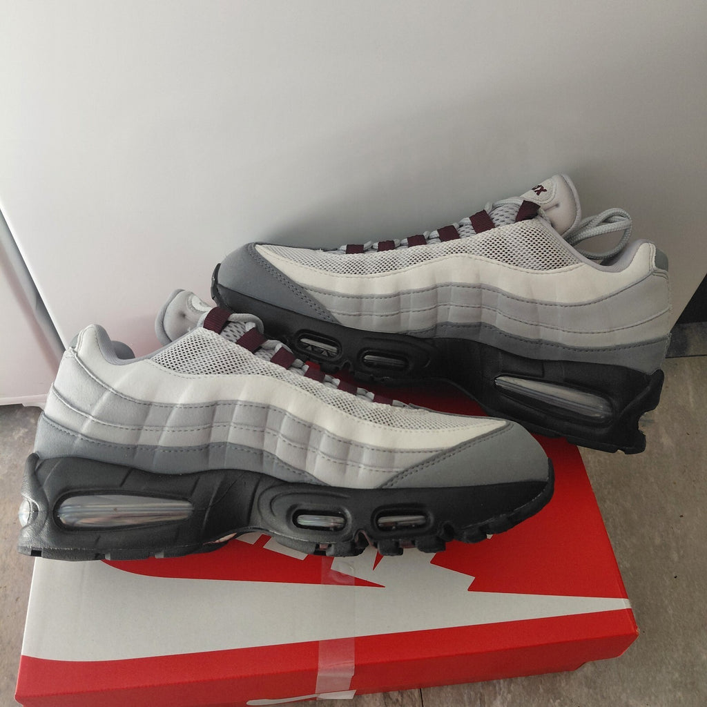 Nike Air Max 95 Smoke Grey Burgundy Crush UK 6 (Men's & Women's) EU 40 BNWT