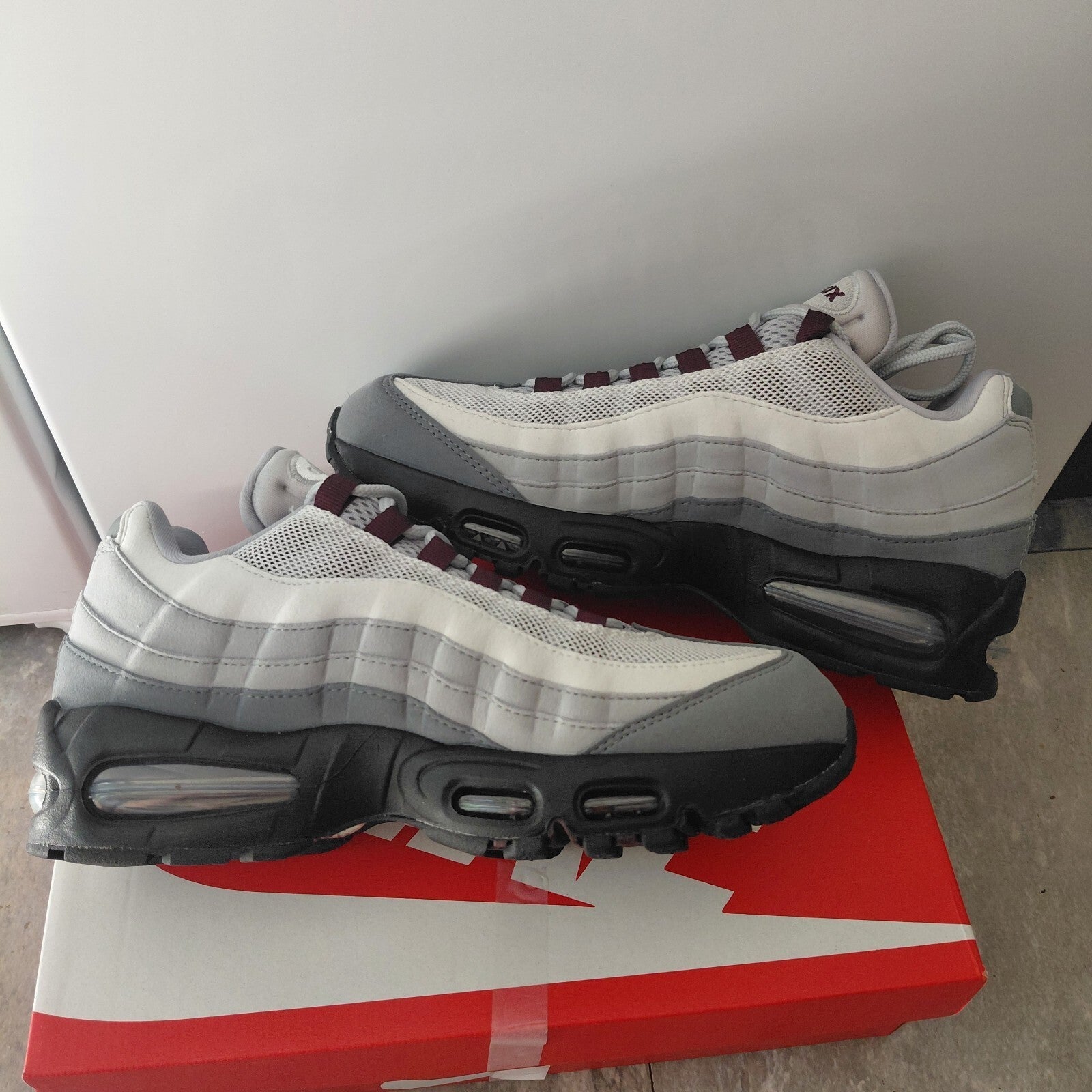 Nike Air Max 95 Smoke Grey Burgundy Crush UK 6 (Men's & Women's) EU 40 BNWT