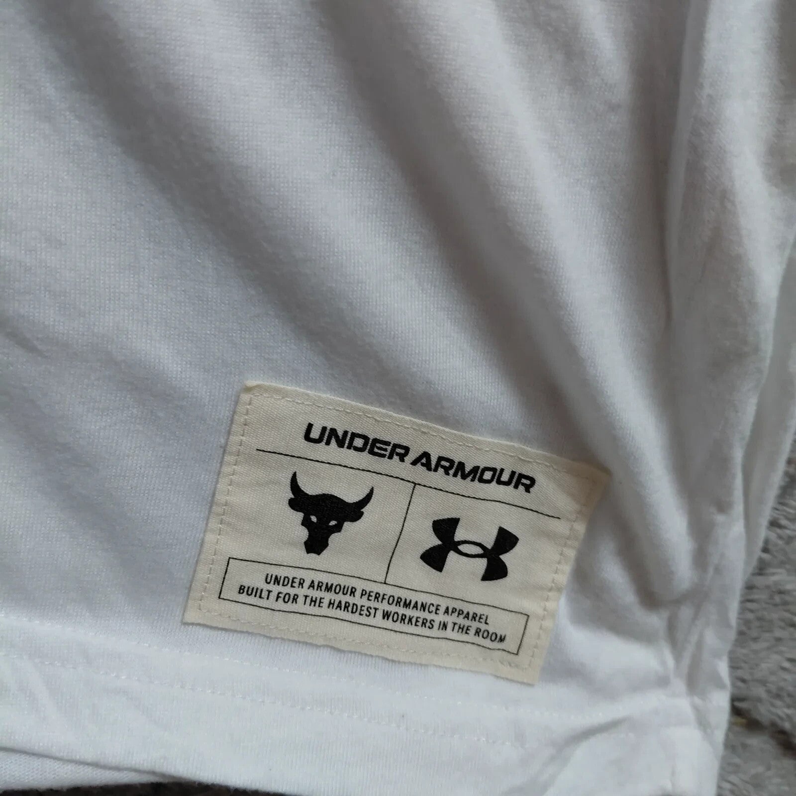 Under Armour Raglan Long Sleeve T Shirt Small White Black Graphic Iron Paradise