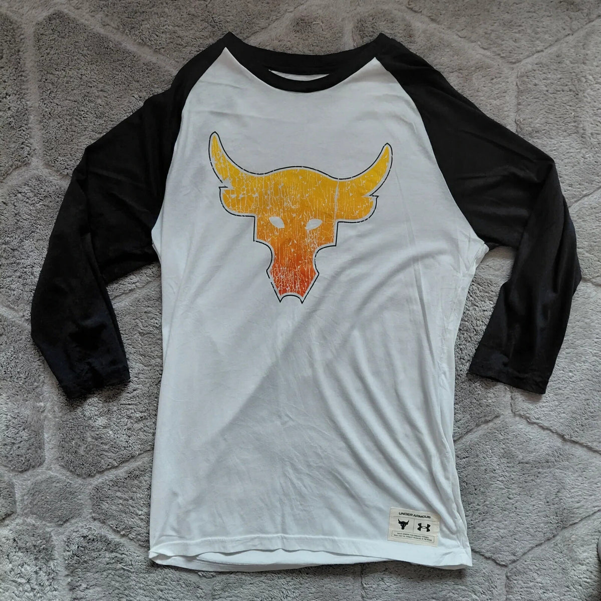 Under Armour Raglan Long Sleeve T Shirt Small White Black Graphic Iron Paradise