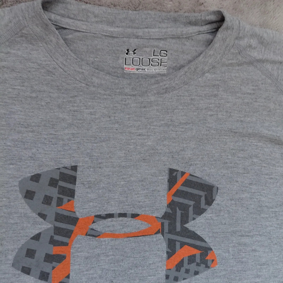 Under Armour Loose Fit T Shirt Men's Grey Size L Performance Tee