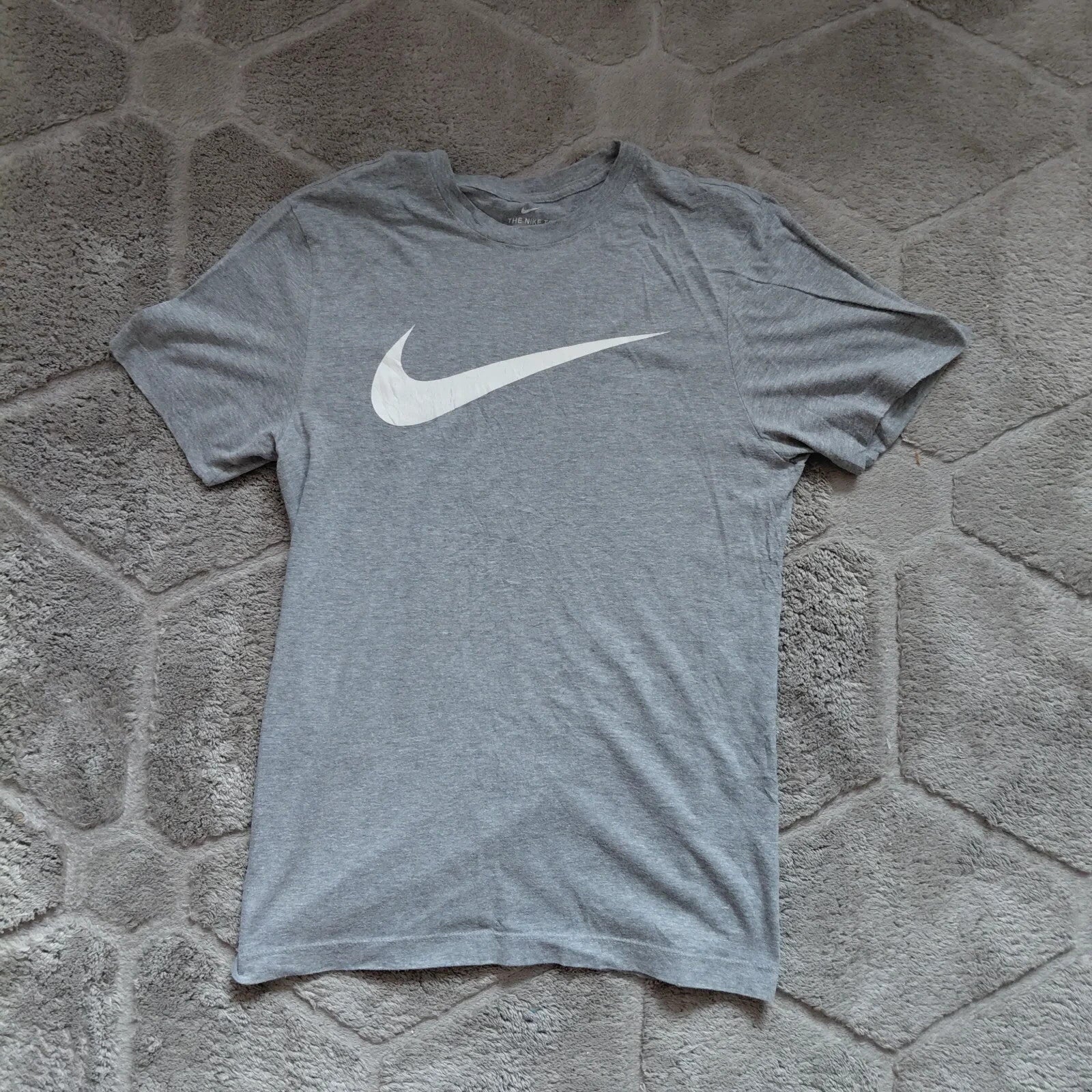 Nike T Shirt Small Grey Large Swoosh Logo Crew Neck Short Sleeve