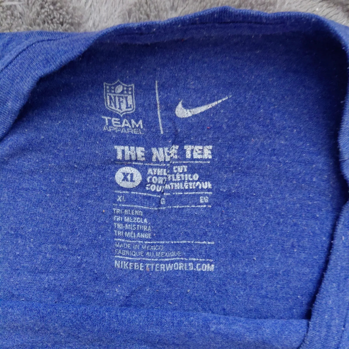 Nike Team Apparel Crew Neck T Shirt Mens XL Blue Tri Blend Ram Head Graphic Logo