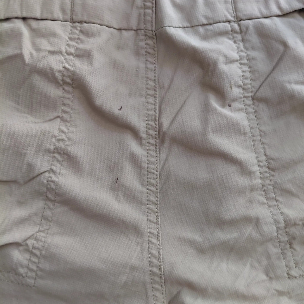 Columbia Omni Shade Cargo Shorts Beige Ripstop Nylon Logo Sun Protection Outdoor